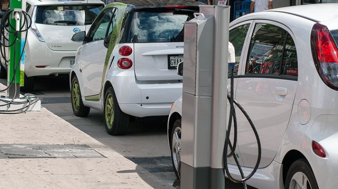 Bu il hər 10 elektromobildən 6-sı ÇİNDƏ SATILIB 