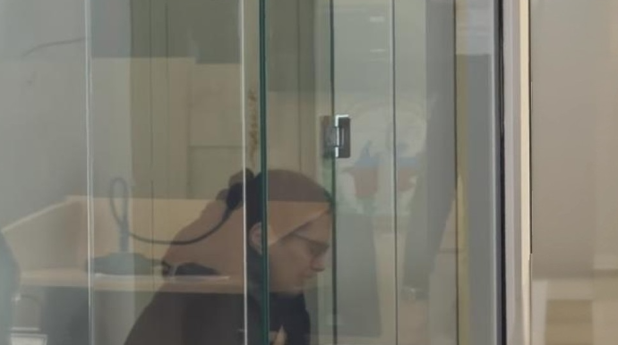 Məhkəmə ərini ad günündə öldürən qadına 1 il yarım cəza verdi - SƏBƏB 