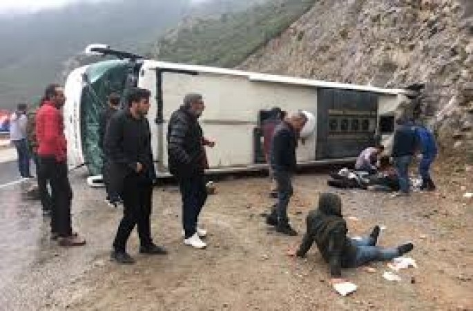 Sərnişin avtobusu aşdı: 2-si ağır, 15 yaralı - VİDEO