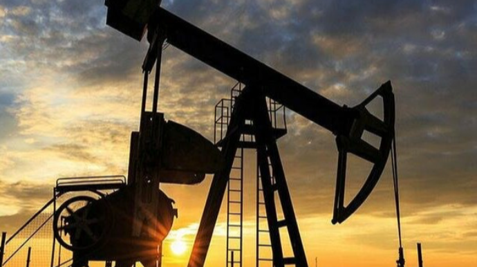 Цена на азербайджанскую нефть превысила 65 долларов 
