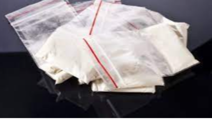 “VAZ-2106”nı saxladılar - 1 kiloqram narkotik çıxdı 