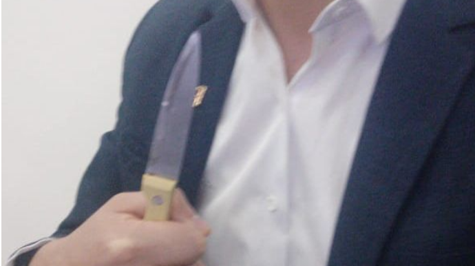 Qazaxda qardaş qardaşı bıçaqlayıb