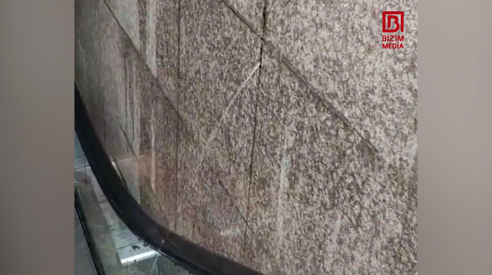 Paytaxtın mərkəzindəki piyada keçidində SU SIZMASI BAŞ VERDİ – VİDEO  