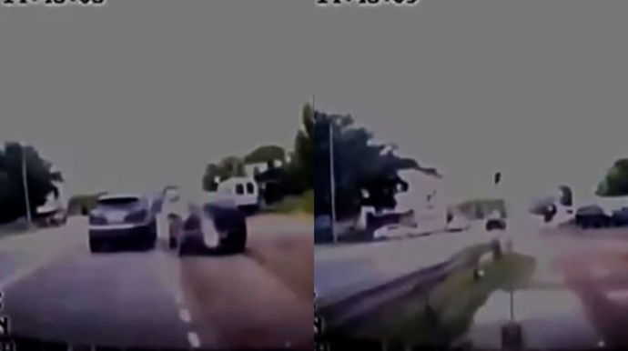 Rusiyada polislər təqib etdiyi maşına atəş açdılar - VİDEO 