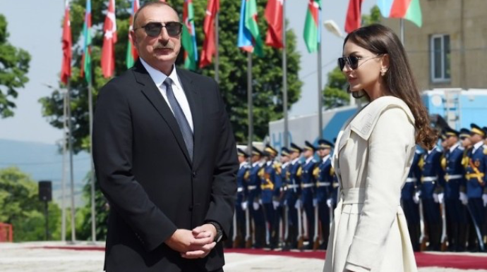 Milli Məclis Prezident və xanımını təbrik etdi 