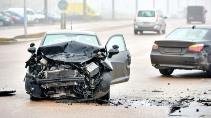 Noyabrda yol qəzalarında 65 nəfər ÖLÜB