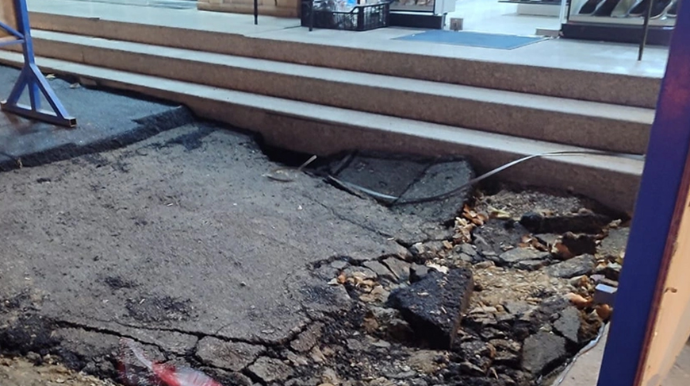 Asfaltlanandan bir gün sonra çökdü - FOTO - YENİLƏNİB