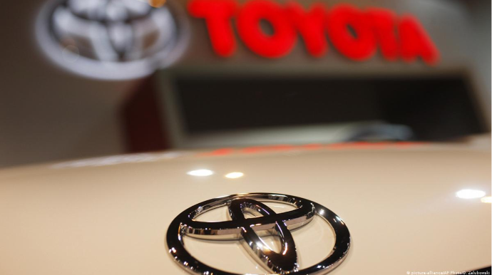 “Toyota” kütləvi elektrikləşməyə qarşı