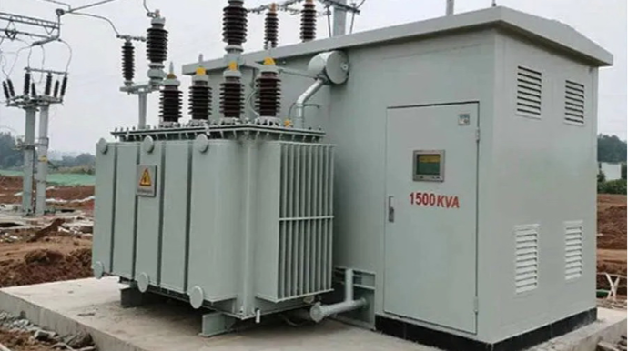 Biləsuvarda transformator partladı - YENİLƏNİB