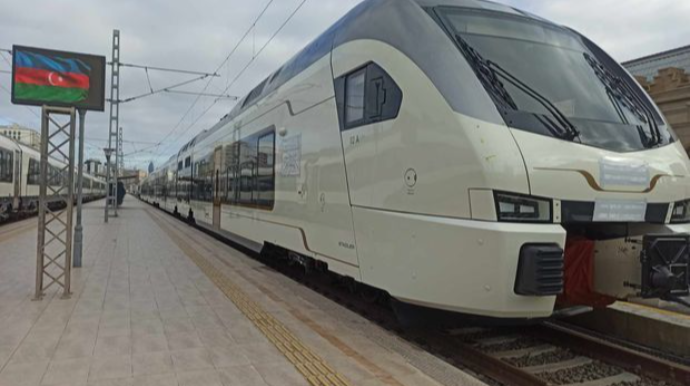 АЖД представила в Баку новые поезда Stadler - ФОТО 