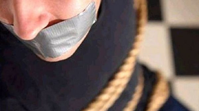 Şəmkirdə evə basqın edən qohumlar ev sahibini döyüblər