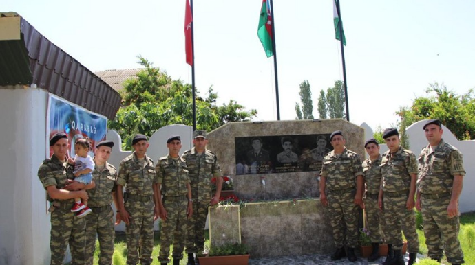 Yevlaxda şəhidlərin xatirəsinə ucaldılmış bulağın açılışı olub  - FOTO