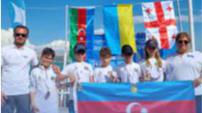 Yelkənçilərimizdən Gürcüstandakı yarışda birincilik
