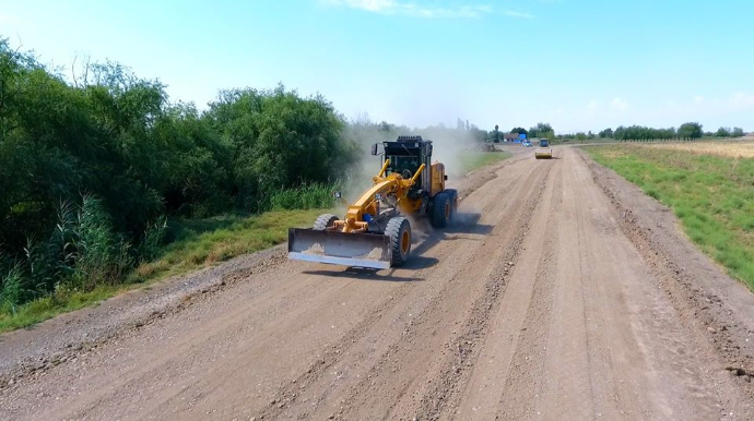 Ağcabədidə 41 km-lik yol yenidən qurulur - FOTO 