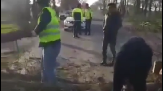 Yol polisi yağışlı hava şəraitinin fəsadları ilə bağlı məlumat yaydı  - VİDEO