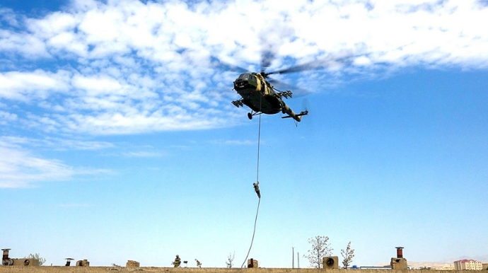 Azərbaycan ordusunun xüsusi təyinatlıları taktiki-xüsusi təlim keçirib - FOTO - VİDEO