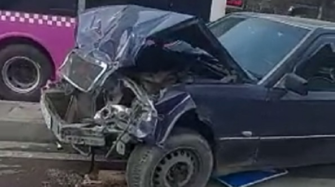Şamaxinkada "Mercedes"lə "Ford" toqquşdu - VİDEO 