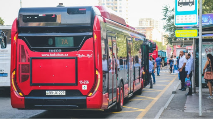 Güzəştli nəqliyyat:  yeni tarif sisteminə keçməyə nə mane olur? - AÇIQLAMA 