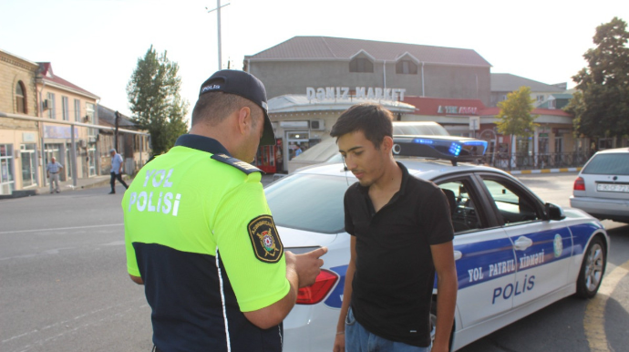 Zaqatalada hərəkət iştirakçılarına ciddi təhlükə yaradan piyadalar saxlanılıb  