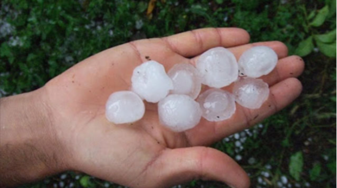 Bu rayonlara dolu düşdü 