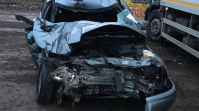 Sumqayıtda ağır qəza:  Avtomobil deformasiyaya uğradı