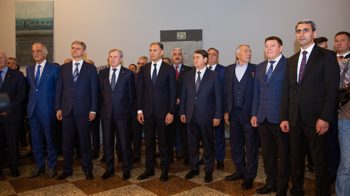 Rusiyada Heydər Əliyevlə bağlı silsilə tədbirlər keçirildi - Nazir və sədr də təbirlərə qatıldı - FOTO 