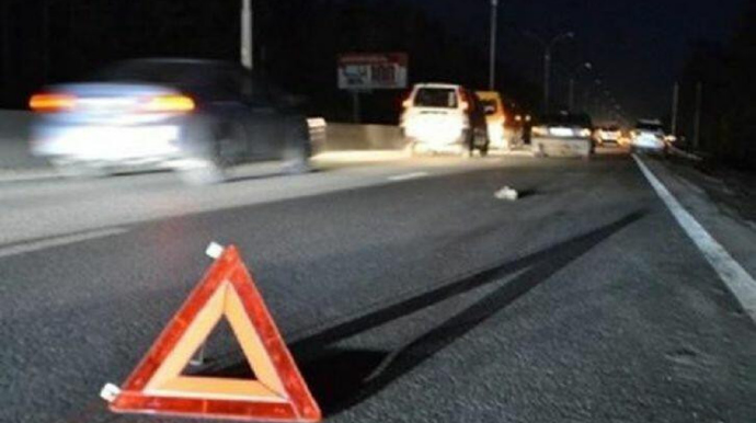 Qala qəsəbəsində ər-arvadı avtomobil vurub 