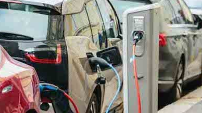 Hibrid maşınlara və elektromobillərə güzəşt vaxtı bitir - BAZARI NƏ GÖZLƏYİR?