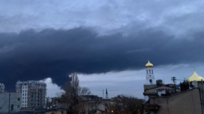 Odessa şəhəri bombardmana məruz qalıb