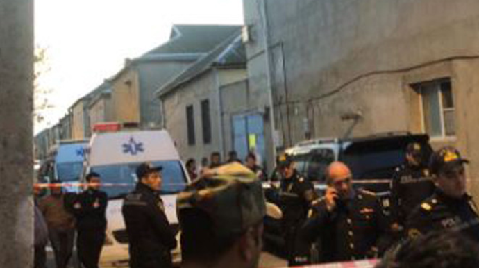 Sumqayıtda silahlı hücum: 2 nəfər ölüb, yaralılar var   - FOTO