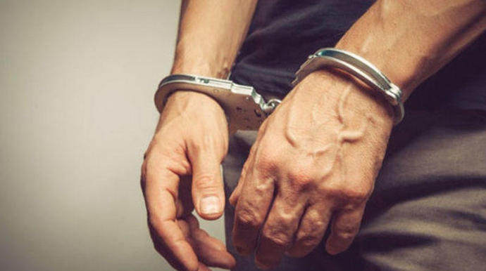 Abşeronda avtomobildən 10 min manat oğurlandı 