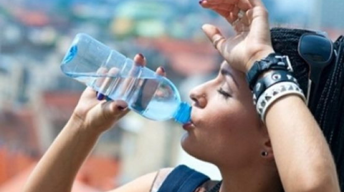 XƏBƏRDARLIQ:  Qızmar diskomfort hava şəraiti gözlənilir, açıq havada qalmayın