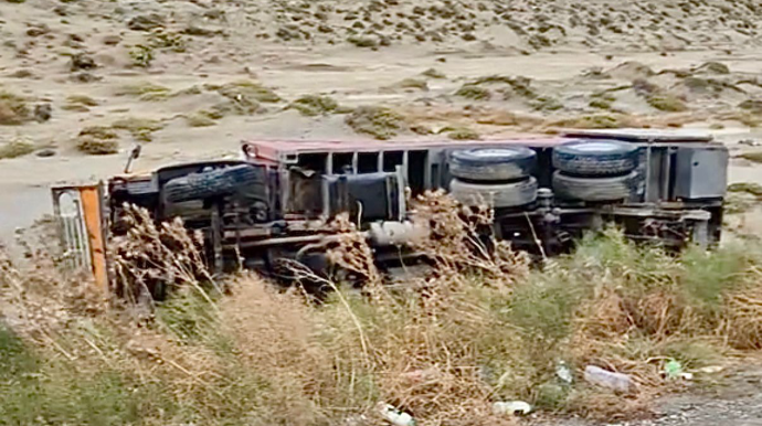 Xocasəndə qəza: Sürücü iti xilas etmək üçün həyatını riskə atdı    - VİDEO