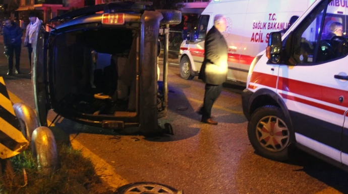 İki avtomobil toqquşdu: 7 nəfər xəsarət aldı - FOTO 