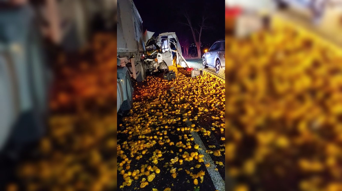 Ağır qəzada sürücü yaralandı, azyaşlı oğlunun beli sındı   - VİDEO