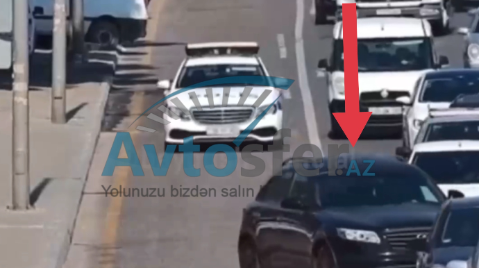 Qayda pozub qabağa düşmək istəyən sürücü yol polisini görüb özünü itirdi   - VİDEO