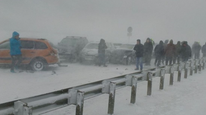 Zəncirvari qəzada 30 avtomobil zərər gördü - FOTO
