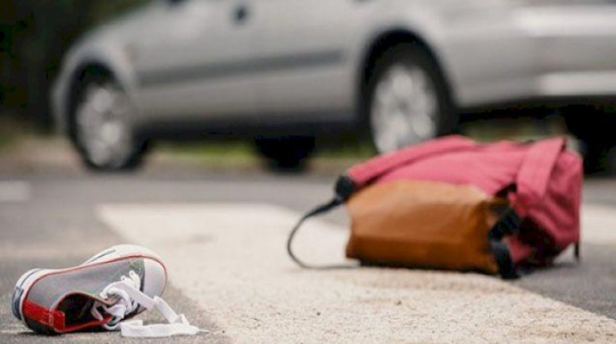 Gəncədə 15 yaşlı qızı maşın vurdu