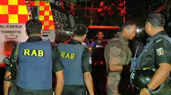 Polis etirazçılara atəş açıb, ölən və yaralananlar var 