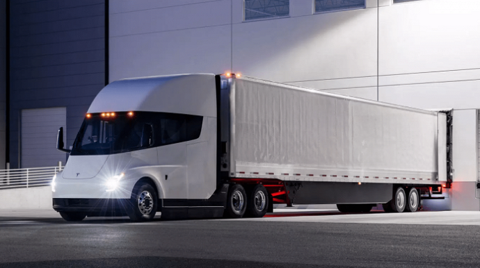 "Tesla Semi"nin nə qədər yol qət etdiyi məlum olub 