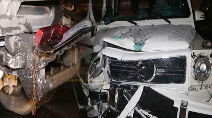 Dəhşətli qəza keçirən azərbaycanlı müğənninin vəziyyəti yaxşı deyil - FOTO 