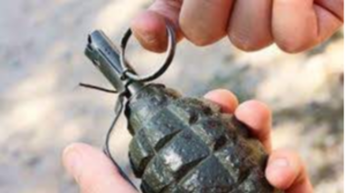 “Tofaş”dan əl qumbarası tapıldı - Abşeronda 