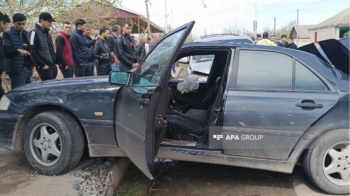 Tovuzda “Hunday”la “Mercedes” toqquşdu: 3 nəfər...   - FOTO