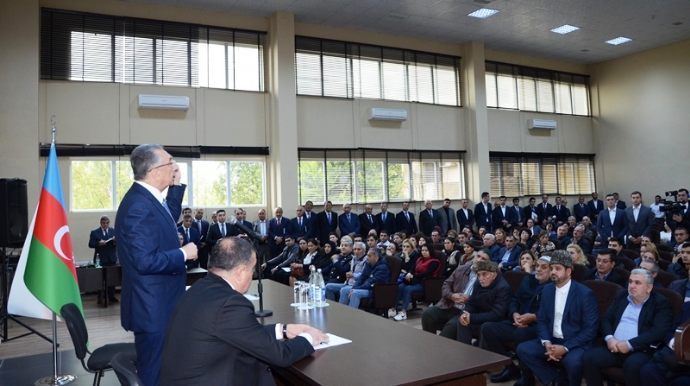 Eldar Əzizov sakinlərlə görüşdü; qiymətlər barədə danışdı - FOTOLAR 