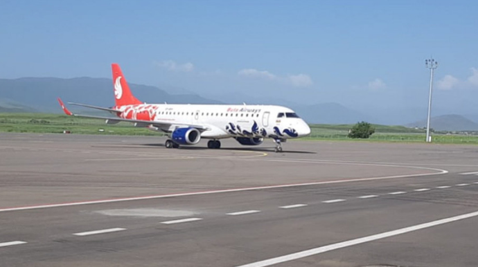 Şuşada keçiriləcək konfransın iştirakçıları Füzuliyə "Ağdam" təyyarəsi ilə gəlib 