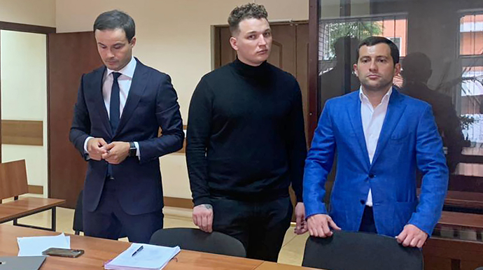 Блогеру Эдварду Билу дали 2 года