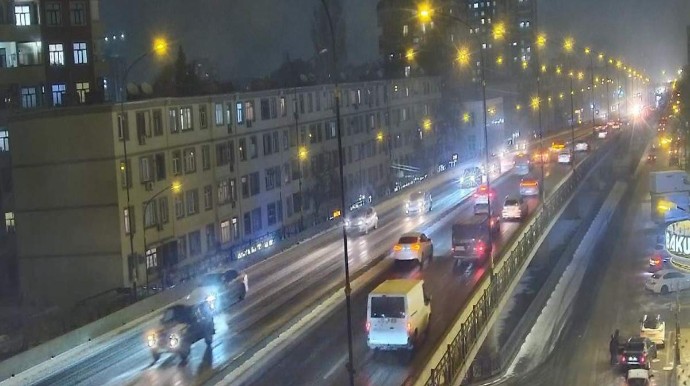 Paytaxtın bir sıra yollarında sürət həddi endirilib - FOTO 