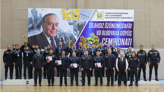Polis əməkdaşları arasında əlbəyaxa döyüş üzrə çempionat keçirilib - FOTOLAR 