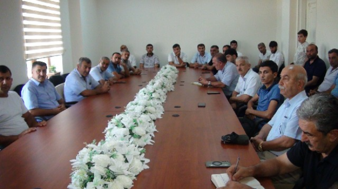 “Əkin sahələrinin yandırılmasının ekoloji və hüquqi nəticələri” layihəsinin növbəti tədbiri Salyanda keçirilib