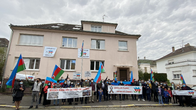 Strasburqda Azərbaycana dəstək aksiyası keçirilib 